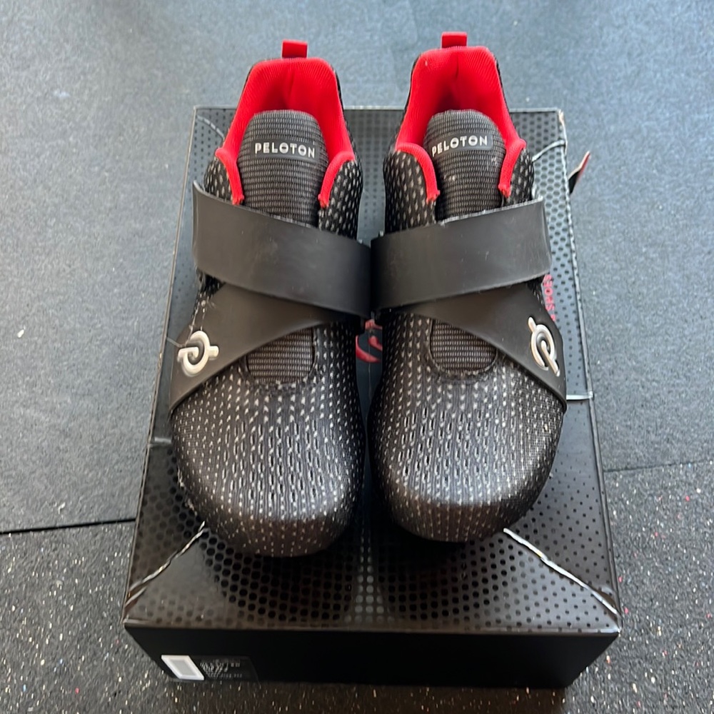 Peloton Altos Cycling Shoes - Size 8W